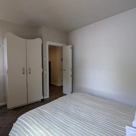 Casa Sul Orta オルタ・サン・ジューリオ
