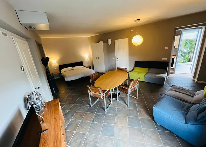 Casa Sul Orta Apartament